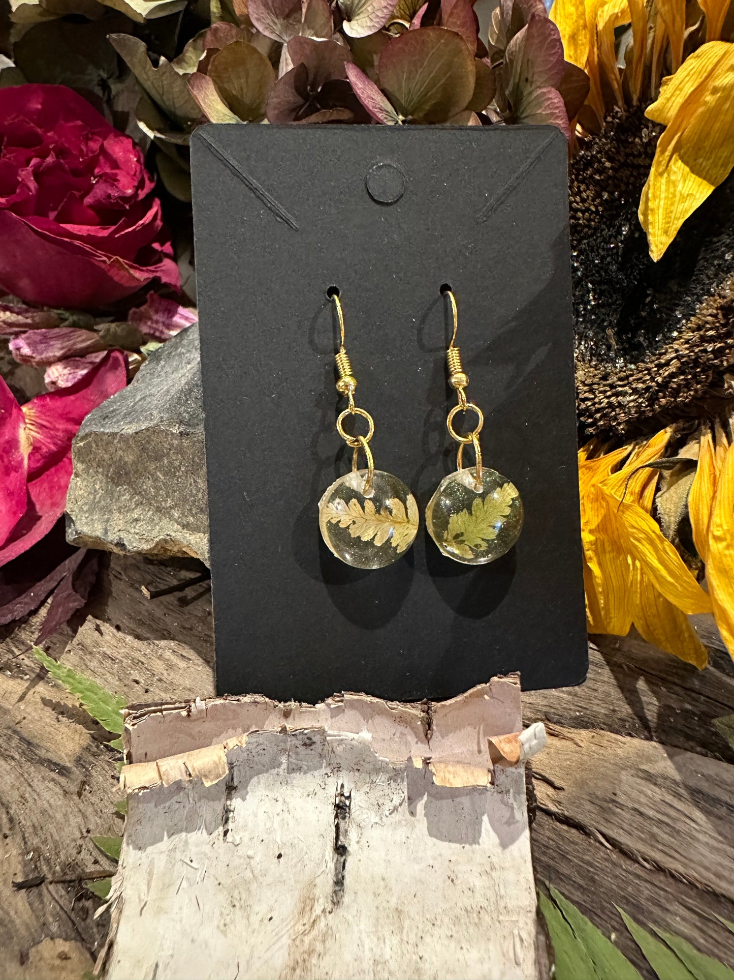 Round fern drop gold earrings